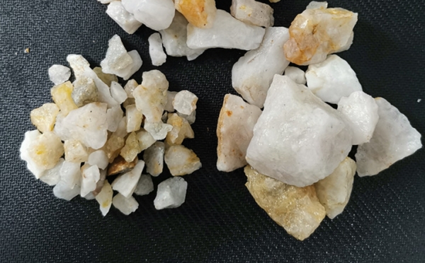 金昌石英砂厂家